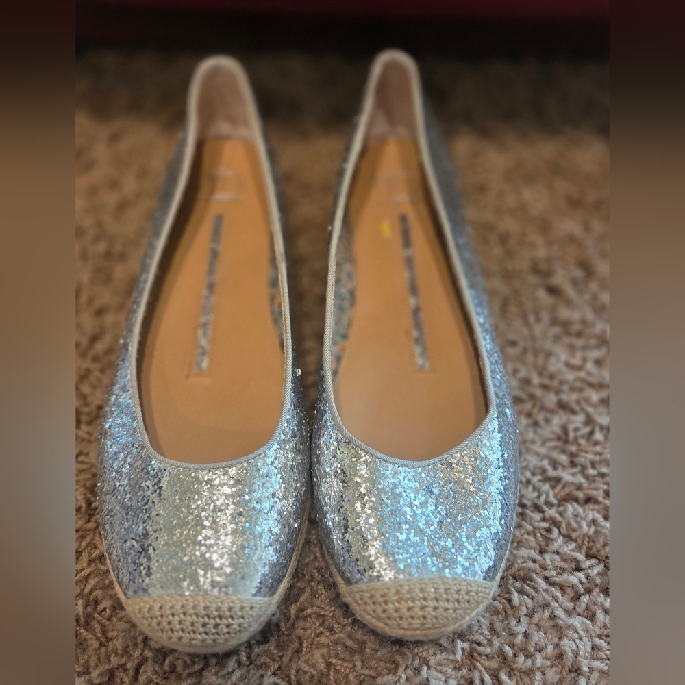 Silver Glitter Women's Flats by New Directions, Sz 10, New